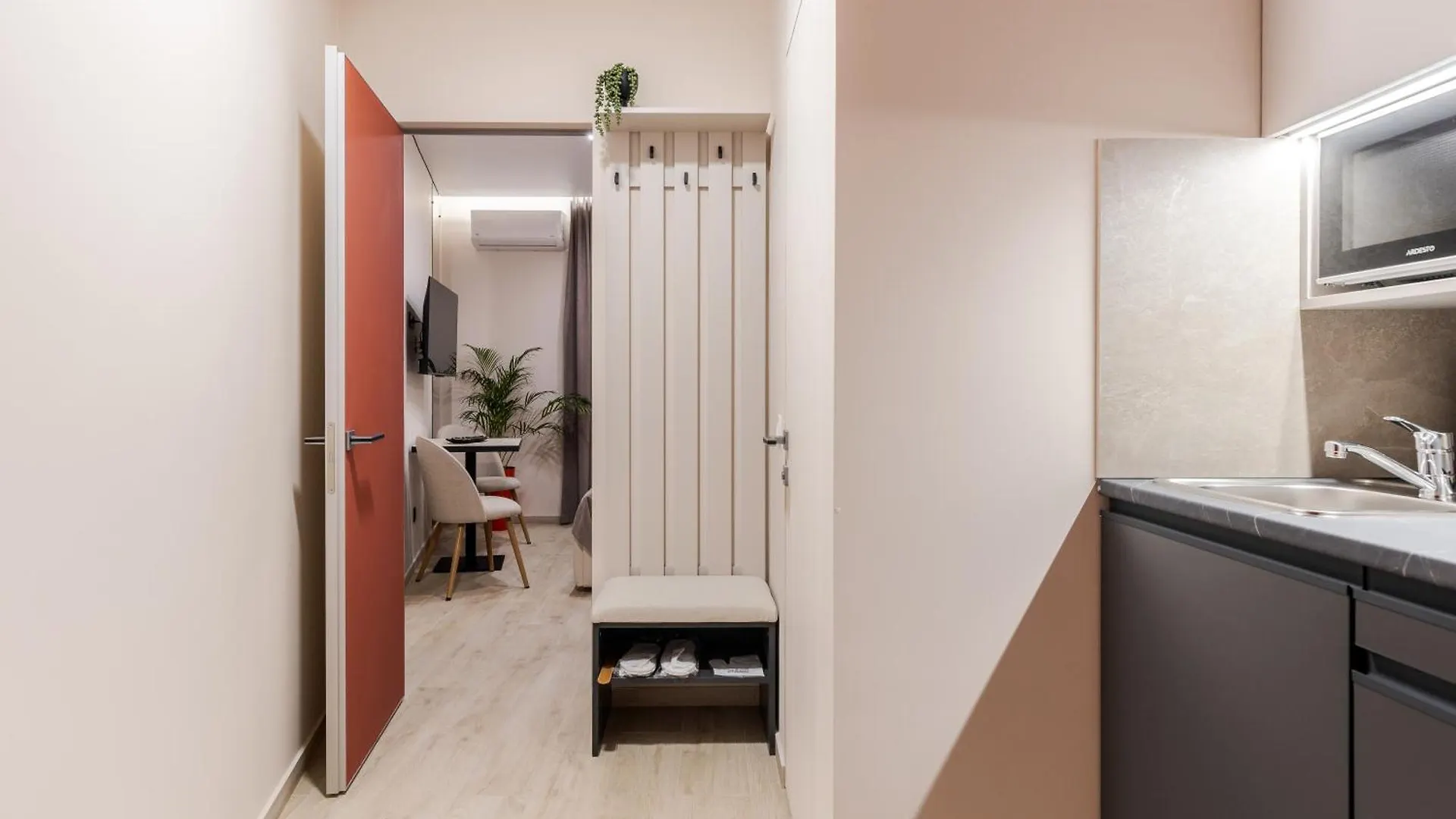 Accent Apart-Hotel Lviv