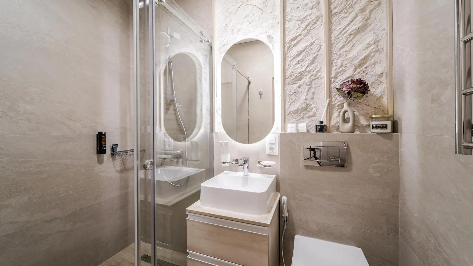 Accent Apart-Hotel Lviv