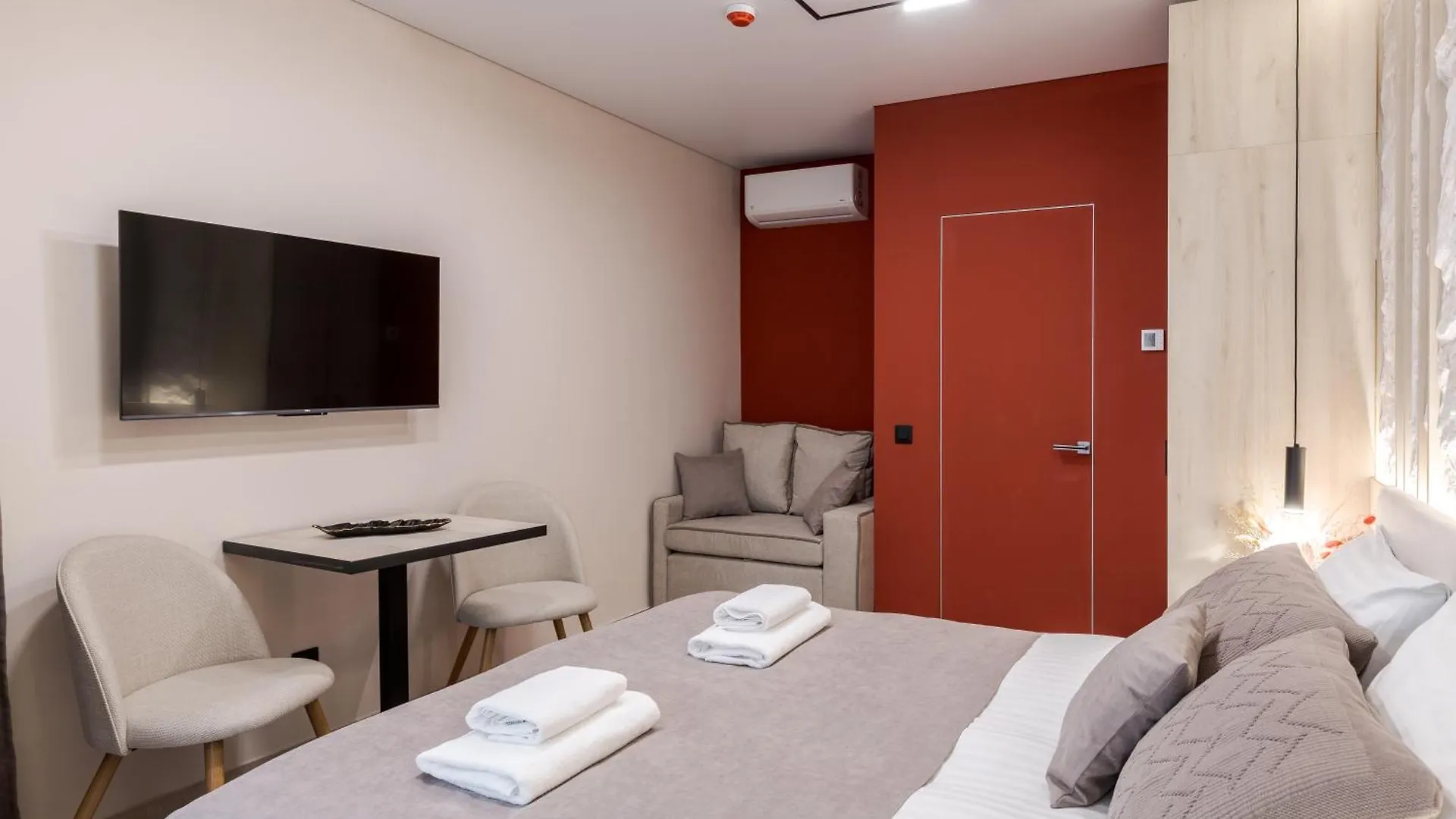 Accent Apart-Hotel Lviv
